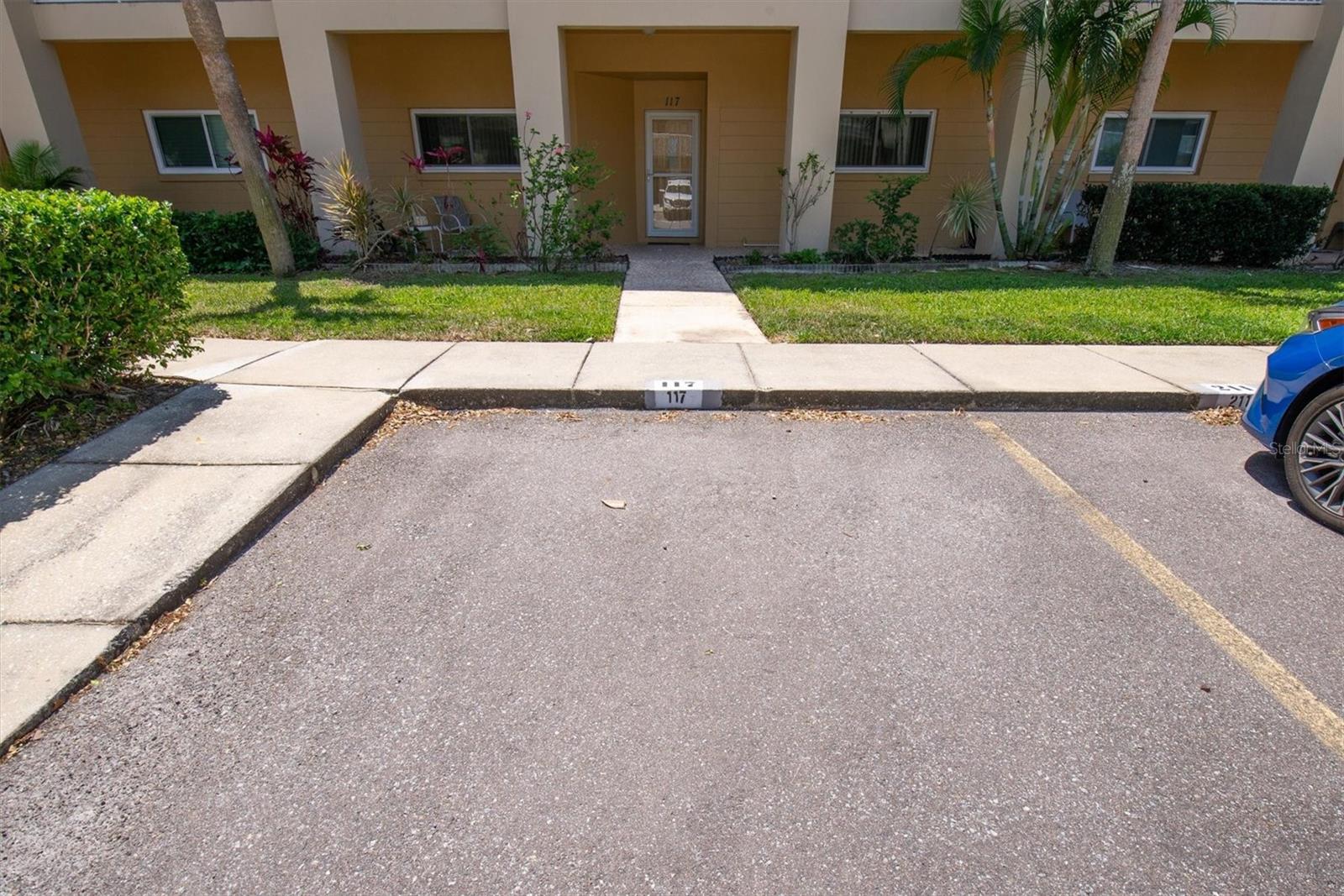 2231 UTOPIAN DRIVE E 117