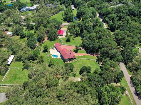 A home in TARPON SPRINGS