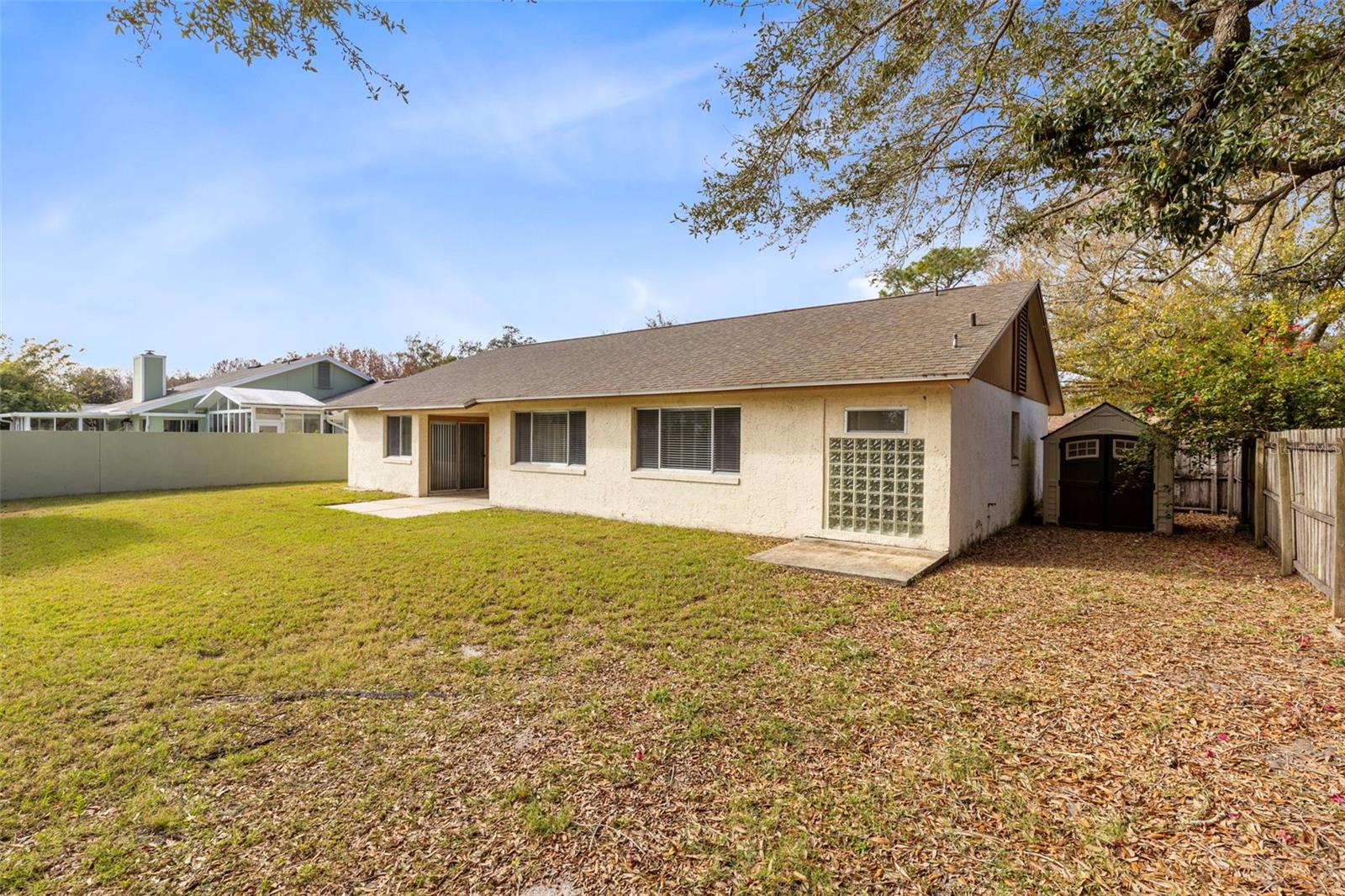 GOLFSIDE SEC 03 - Residential Lease