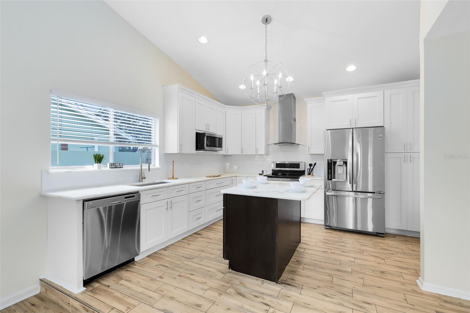 GOLFSIDE SEC 03 - Residential Lease
