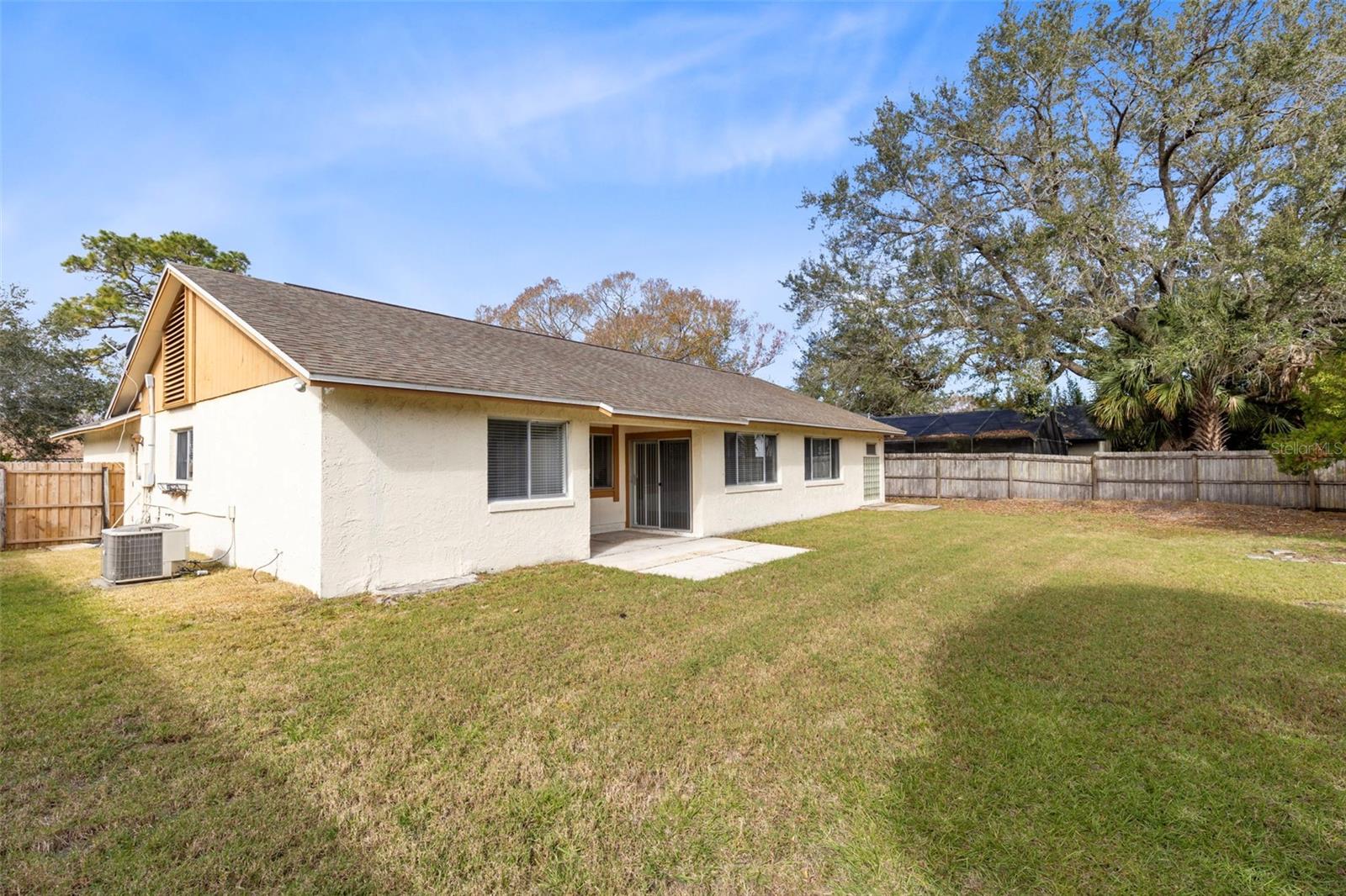 GOLFSIDE SEC 03 - Residential Lease
