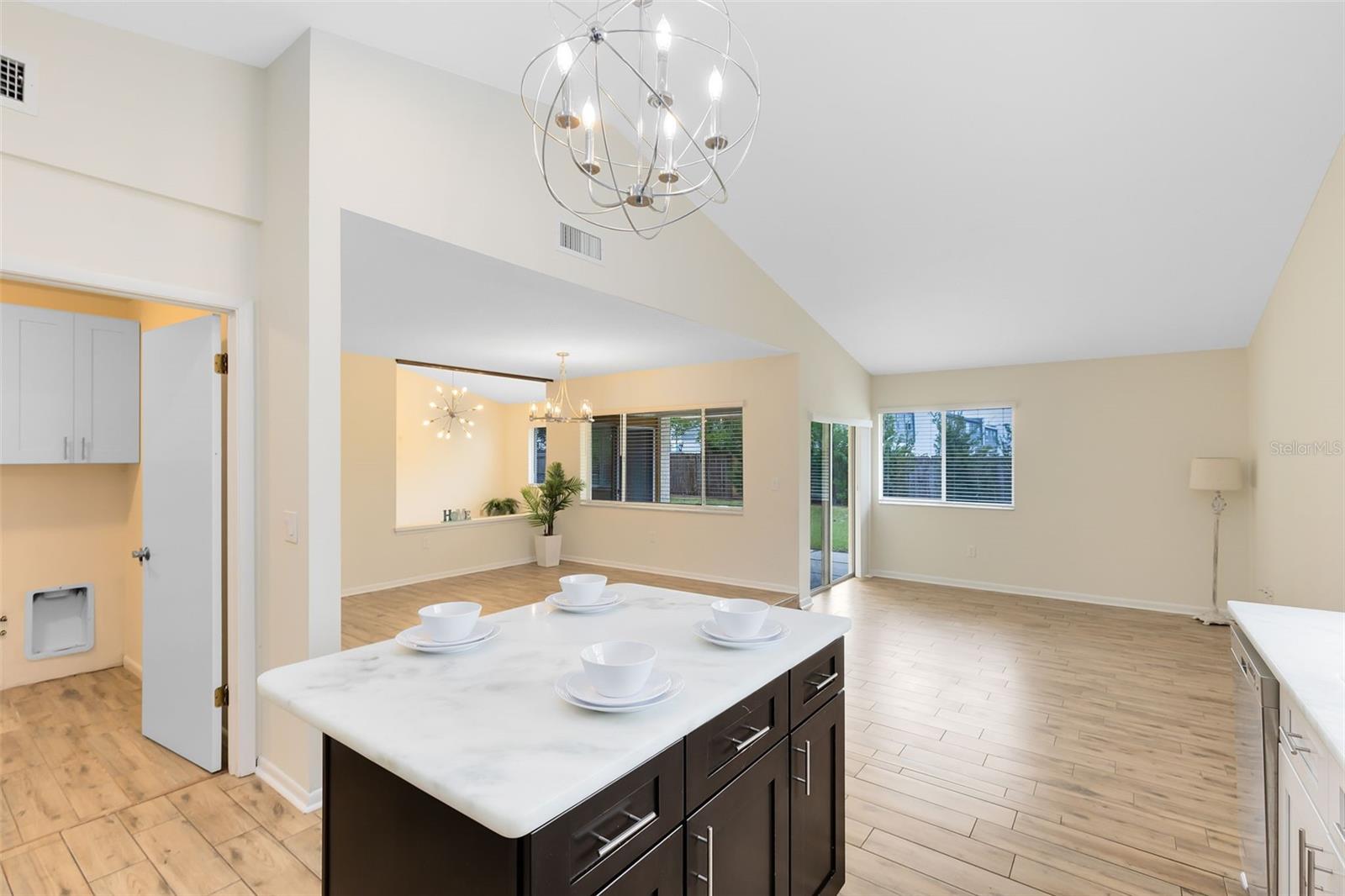 GOLFSIDE SEC 03 - Residential Lease