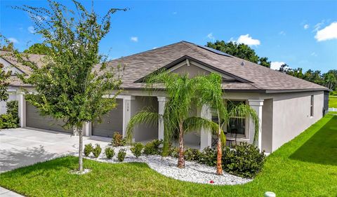 Photo of 138 Rain Berry Avenue, Ruskin, FL 33570 (MLS # TB8406633)