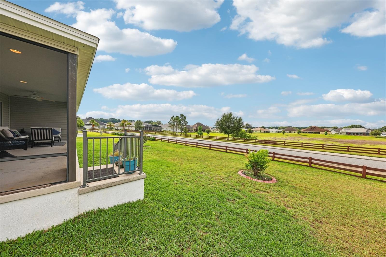 OXFORD OAKS PH 2 UN #833 - Residential