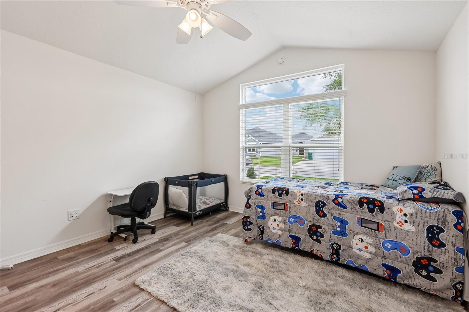 OXFORD OAKS PH 2 UN #833 - Residential