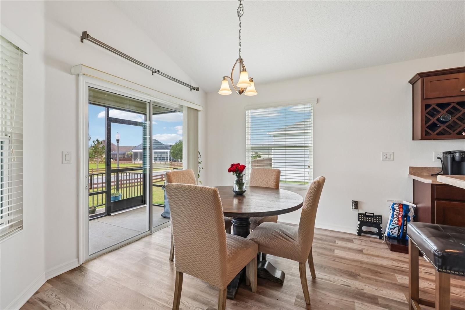 OXFORD OAKS PH 2 UN #833 - Residential