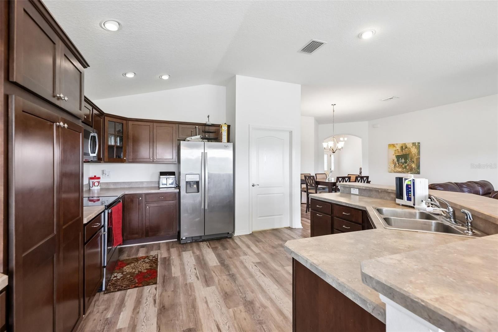 OXFORD OAKS PH 2 UN #833 - Residential