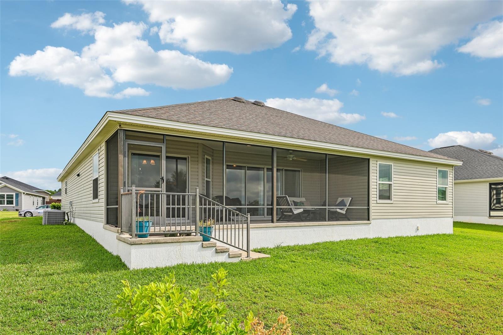 OXFORD OAKS PH 2 UN #833 - Residential