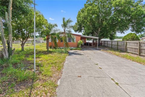 Photo of 1025 Carver Street, Lake Wales, FL 33853 (MLS # K4903477)