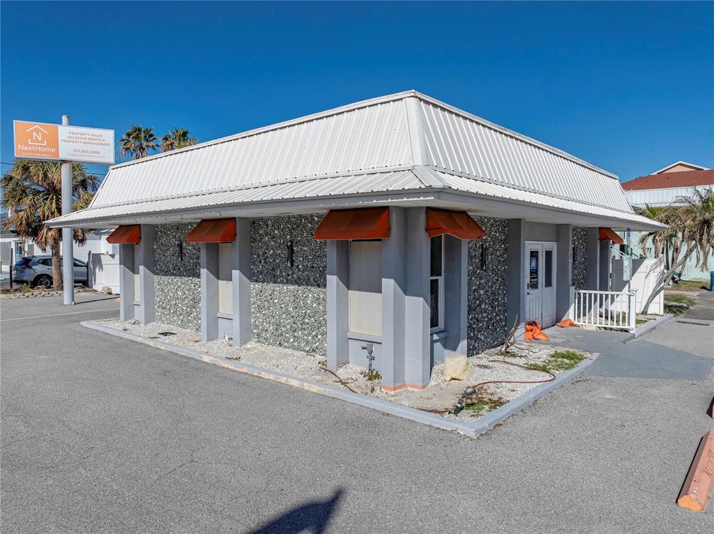 Photo of 16401 Gulf Boulevard, Redington Beach, FL 33708 (MLS # TB8347351)