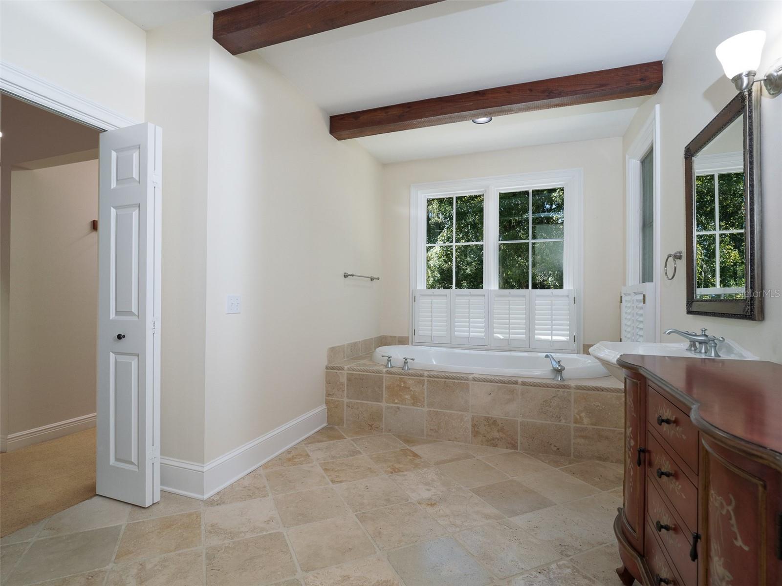 POLO LANE - Residential