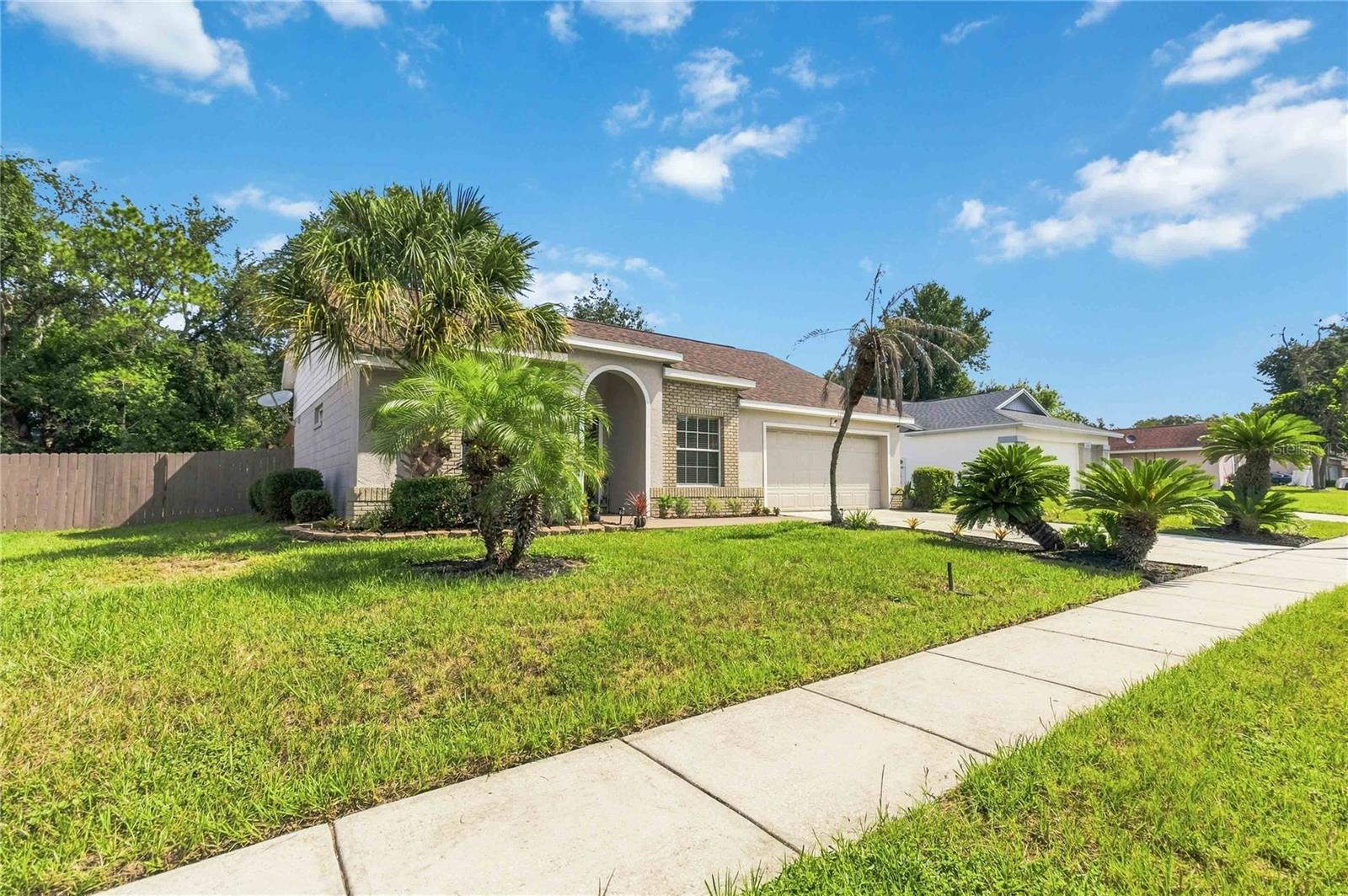 2272 BRIDGEWOOD TRAIL