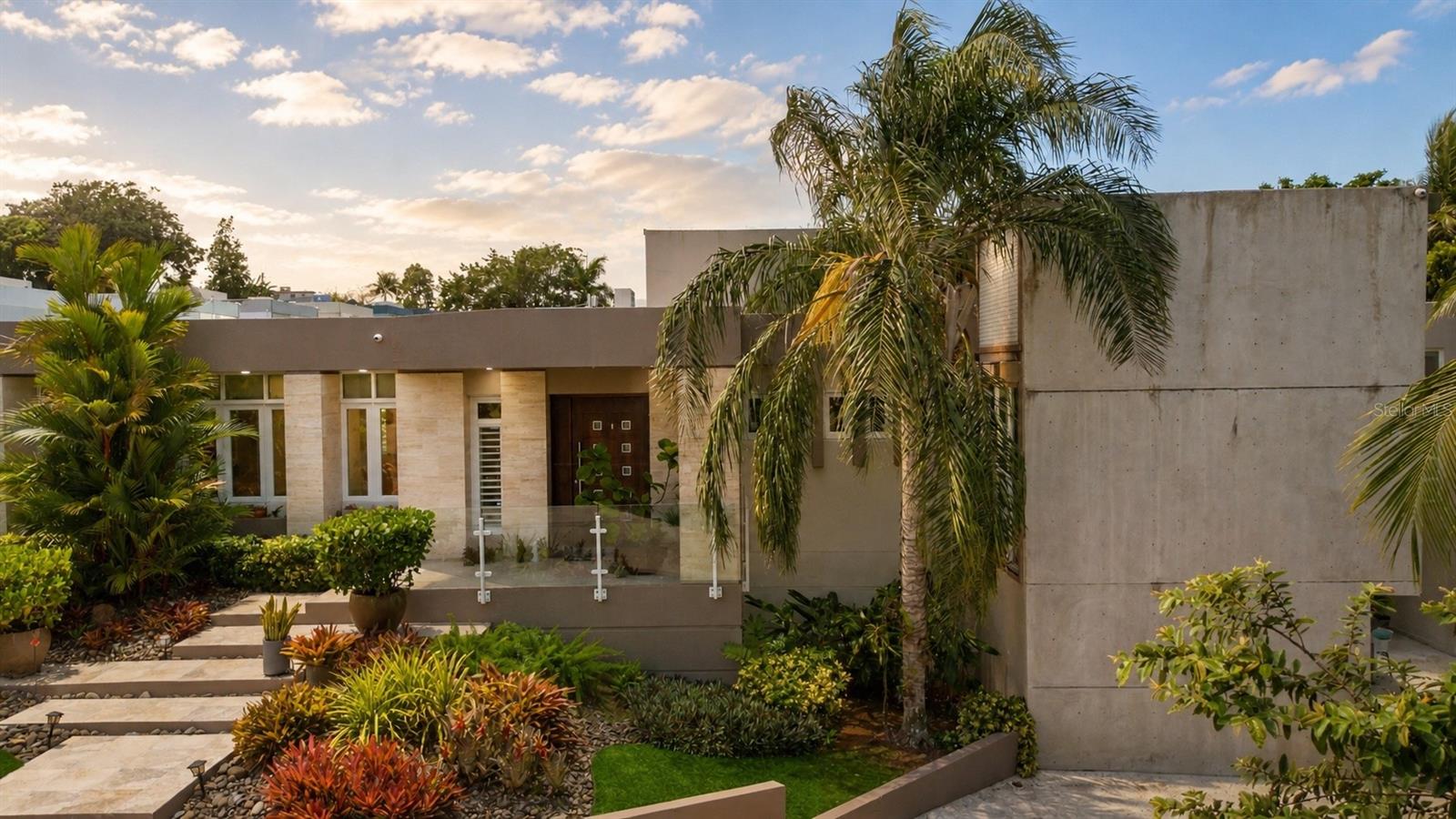 COLINAS DE PARKVILLE - Residential