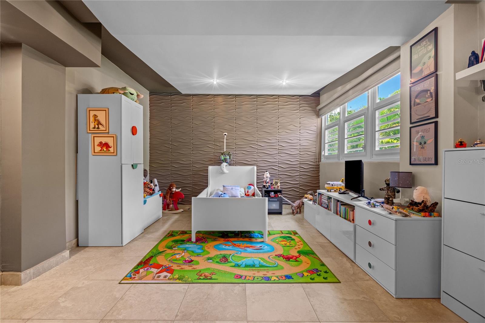 COLINAS DE PARKVILLE - Residential