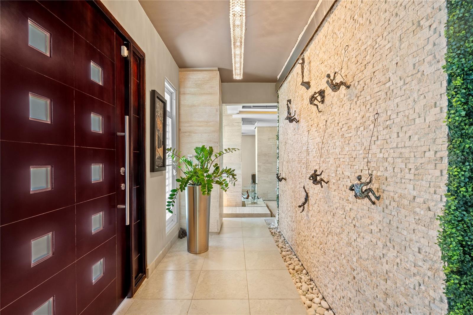 COLINAS DE PARKVILLE - Residential