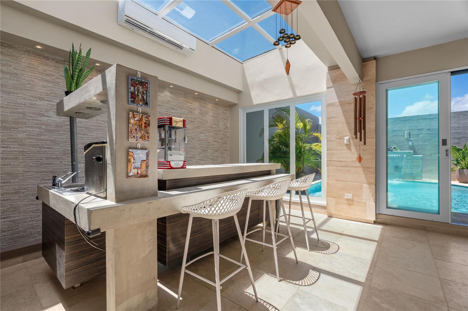 COLINAS DE PARKVILLE - Residential