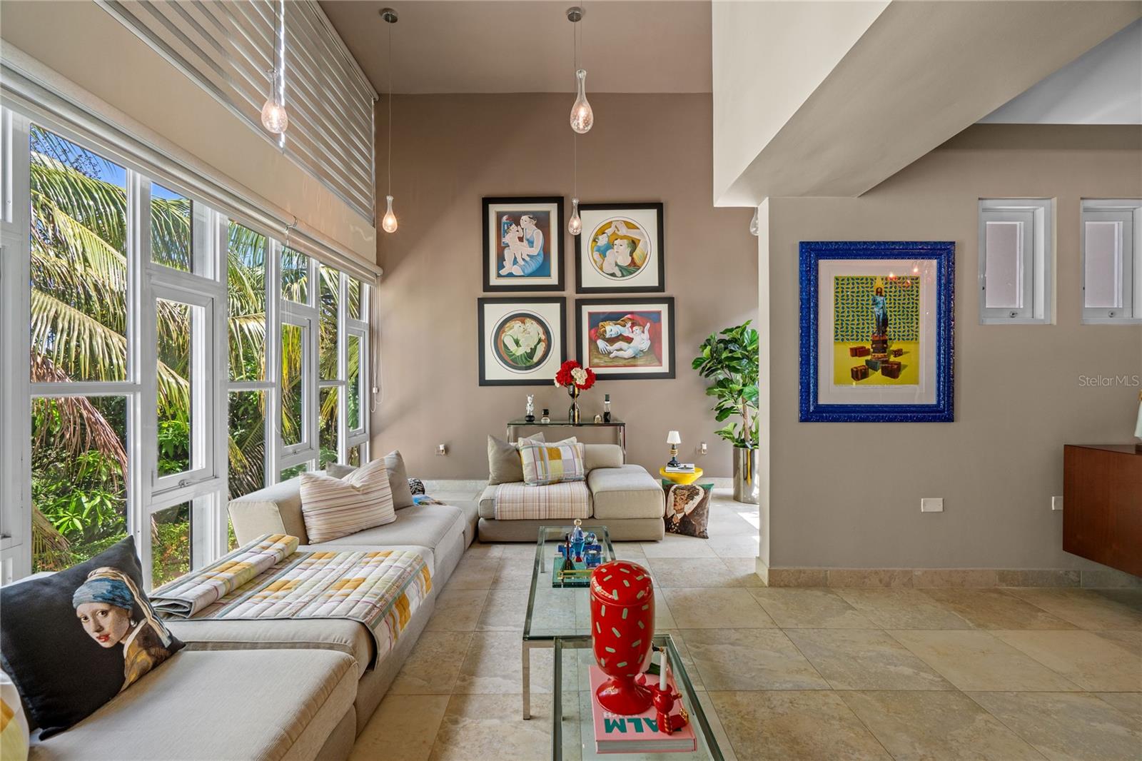 COLINAS DE PARKVILLE - Residential