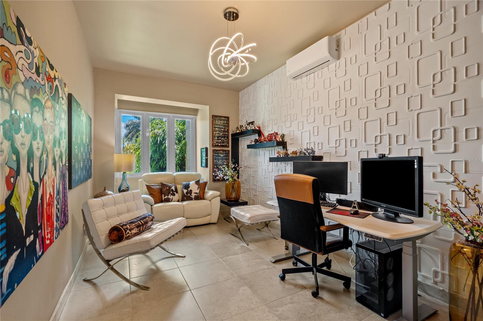 COLINAS DE PARKVILLE - Residential