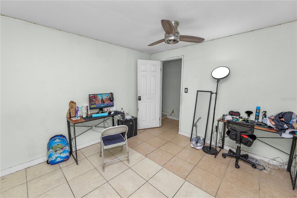 Photo of 1822 Moose Drive, Lakeland, FL 33801 (MLS # L4965521)