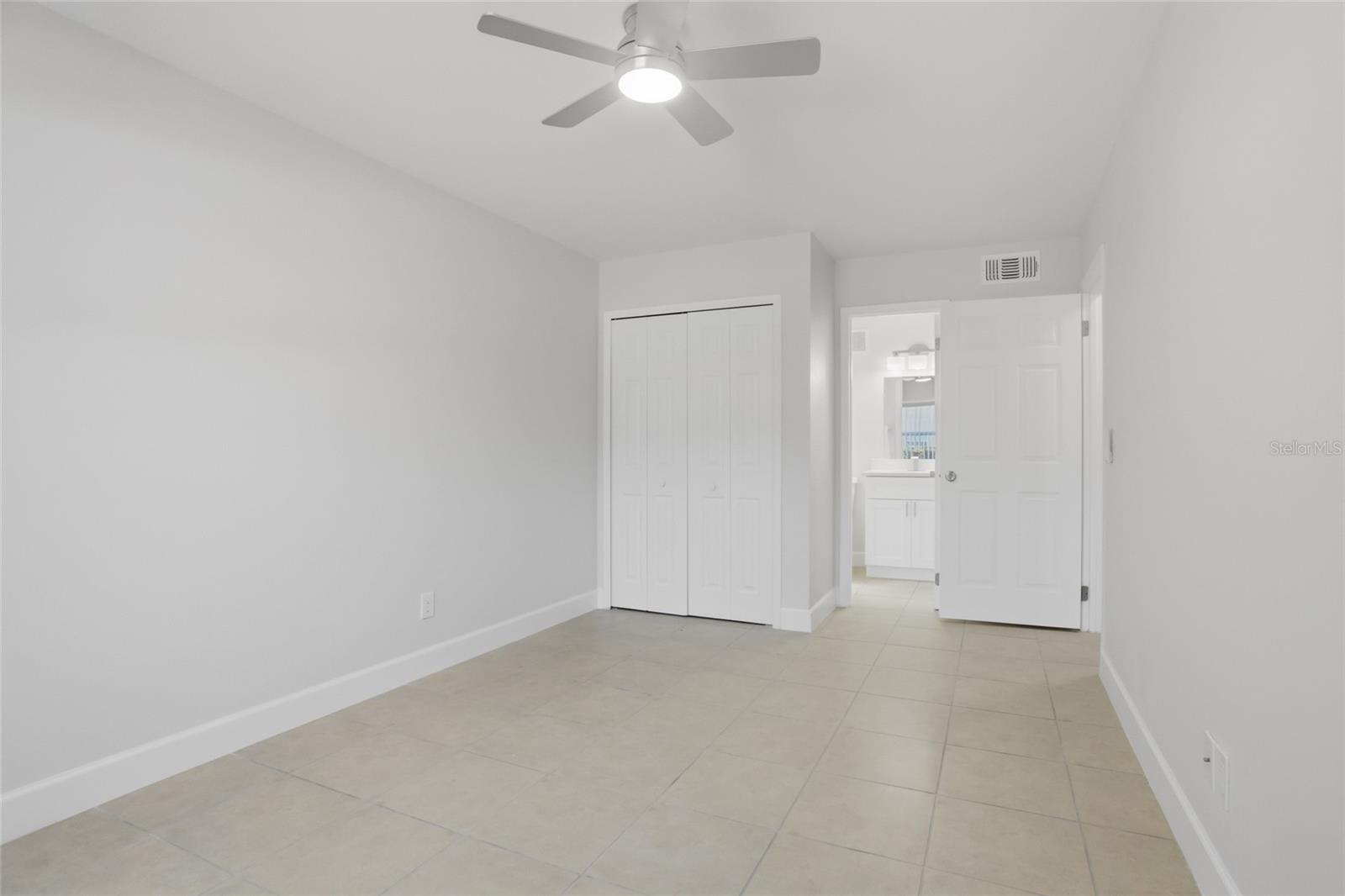 HAWTHORNE VILLAGE - Residential