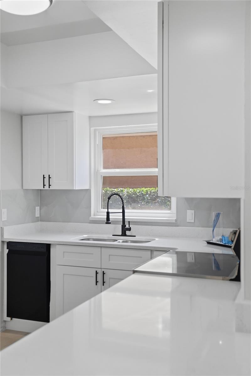 HAWTHORNE VILLAGE - Residential