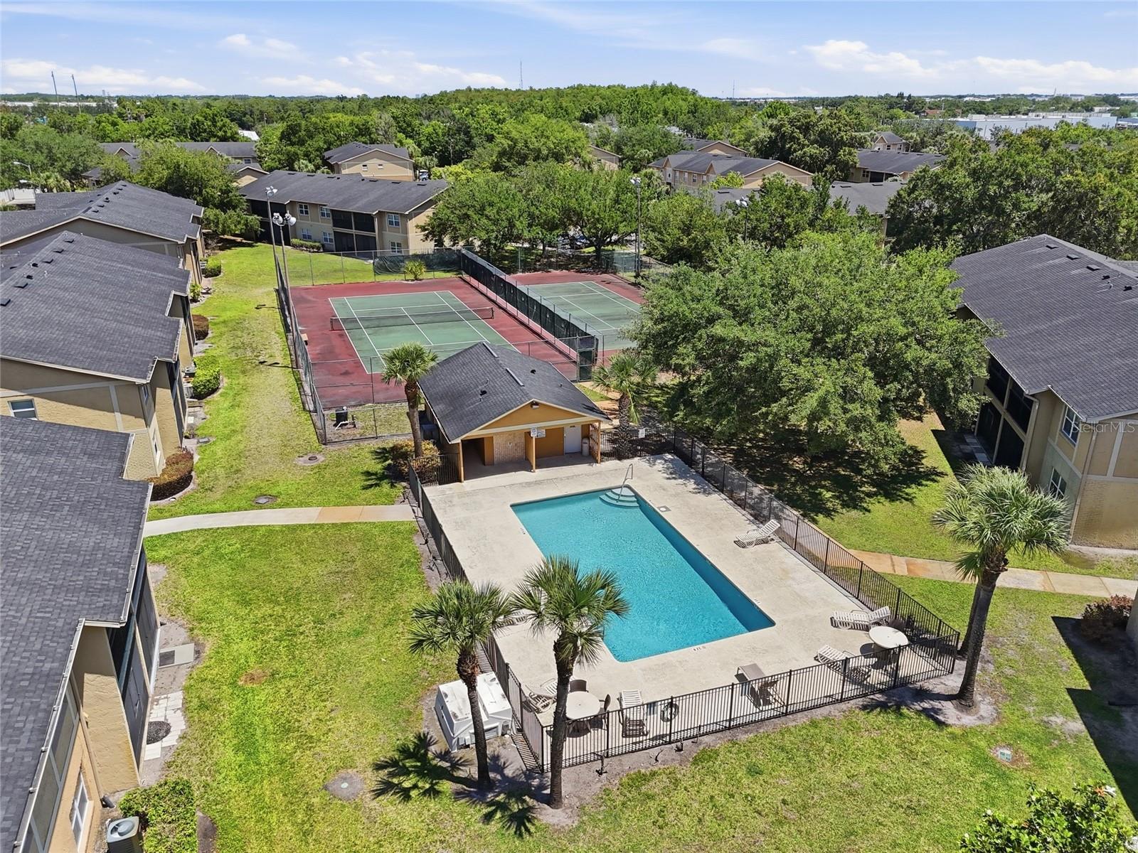 HAWTHORNE VILLAGE - Residential