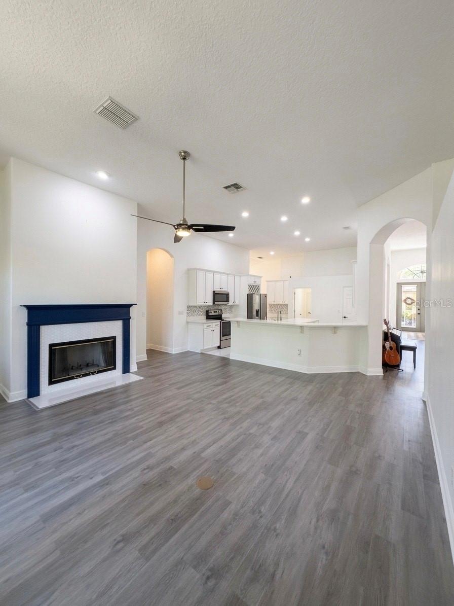 ESTATES AT SUMMER LAKES CYPRESS - Residential