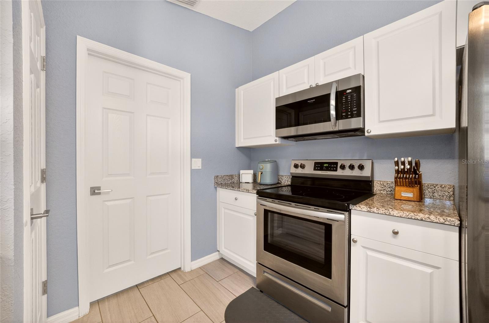 SILVER SPRING SHORES - Residential