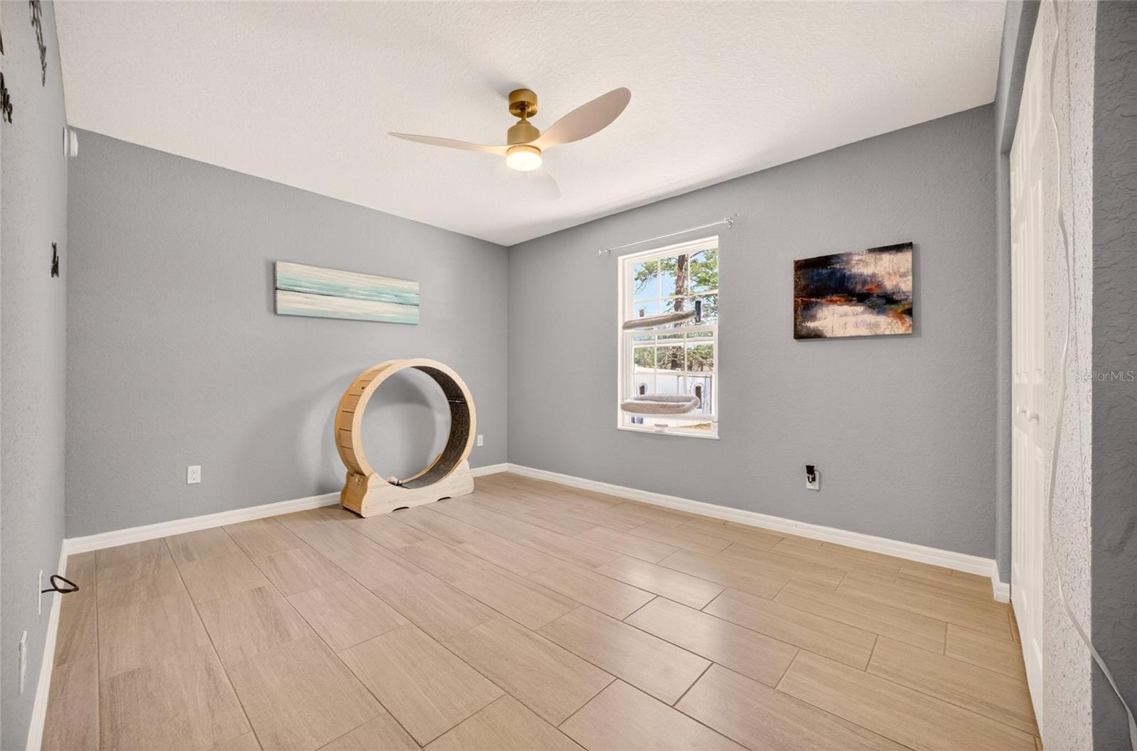 SILVER SPRING SHORES - Residential