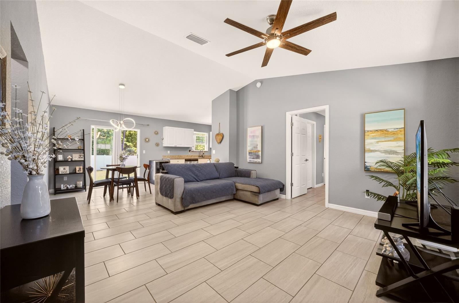 SILVER SPRING SHORES - Residential