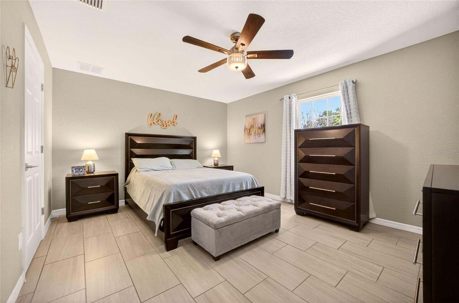 SILVER SPRING SHORES - Residential