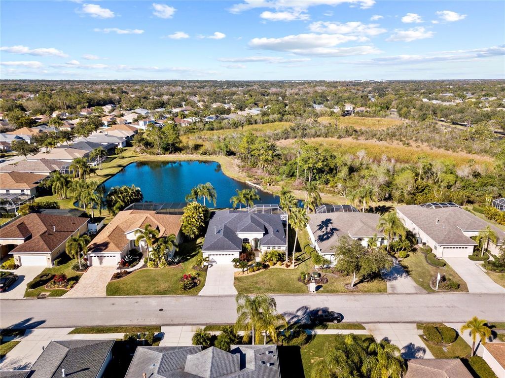 Photo of 11011 Water Lily Way, Lakewood Ranch, FL 34202 (MLS # A4691612)