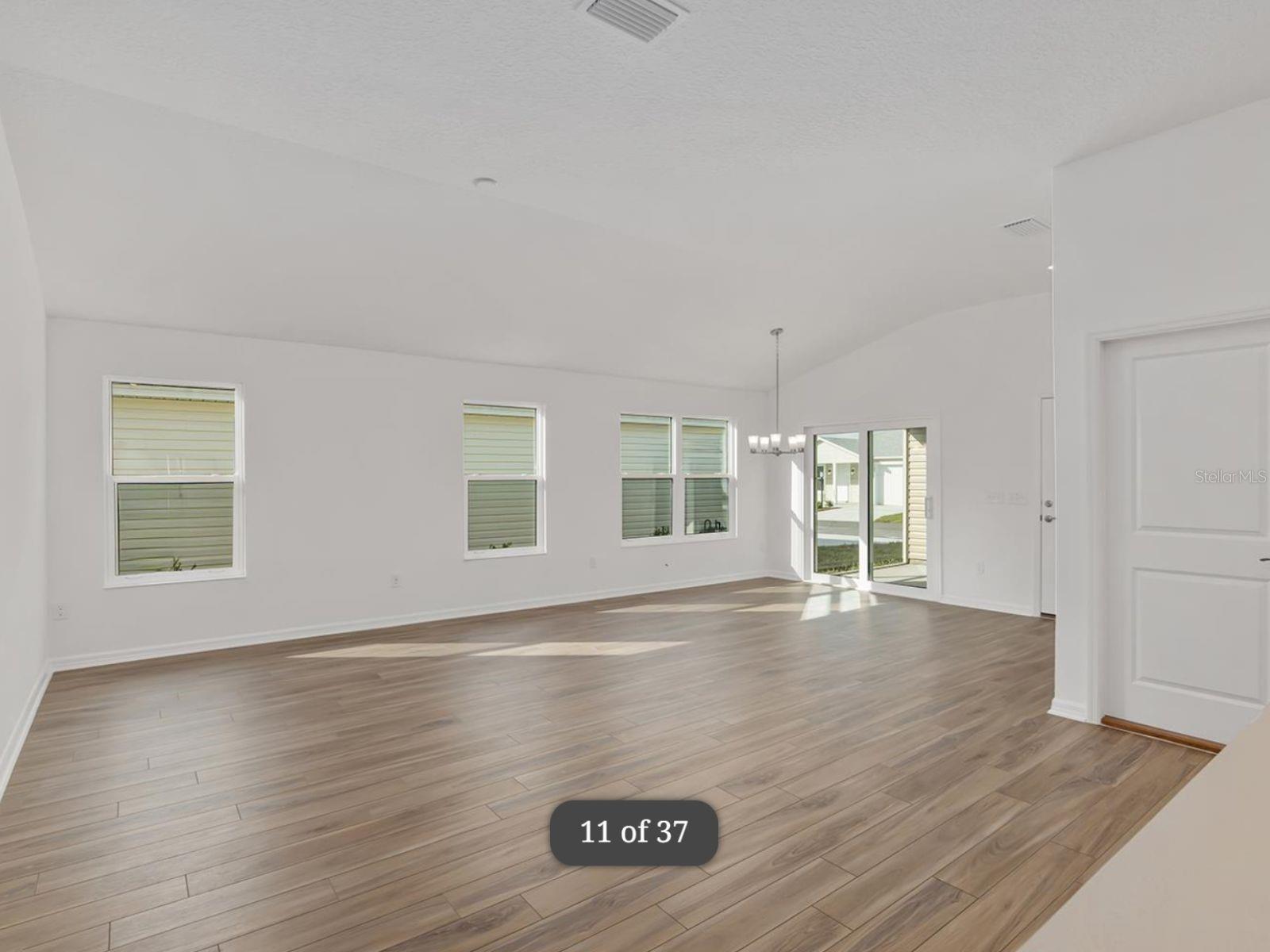 VILLAGES OF SHADY BROOK - Residential Lease