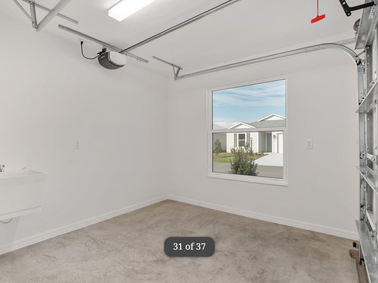 VILLAGES OF SHADY BROOK - Residential Lease