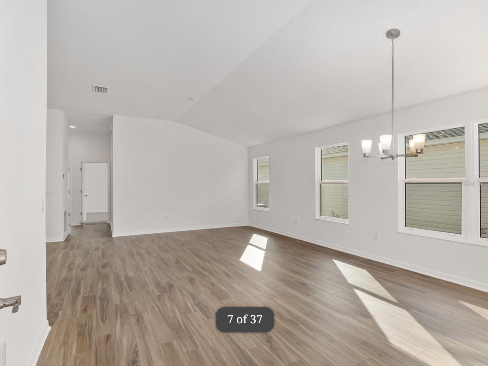 VILLAGES OF SHADY BROOK - Residential Lease