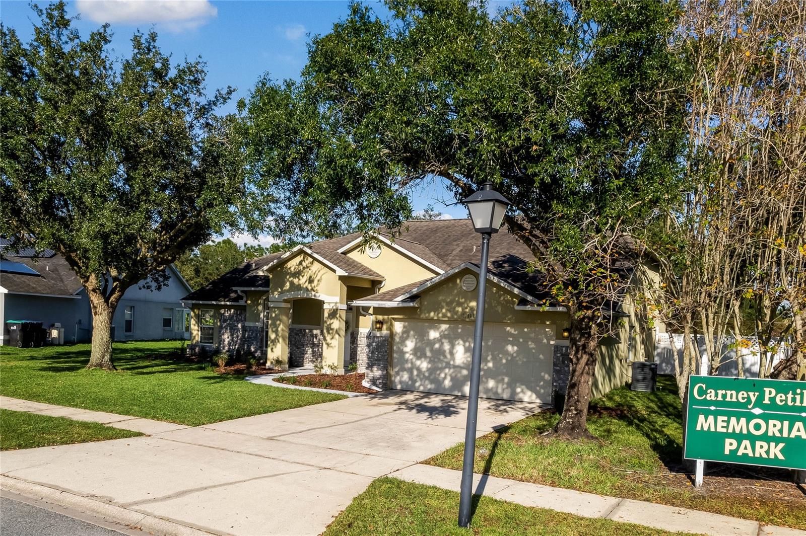 SOUTHCHASE - Residential