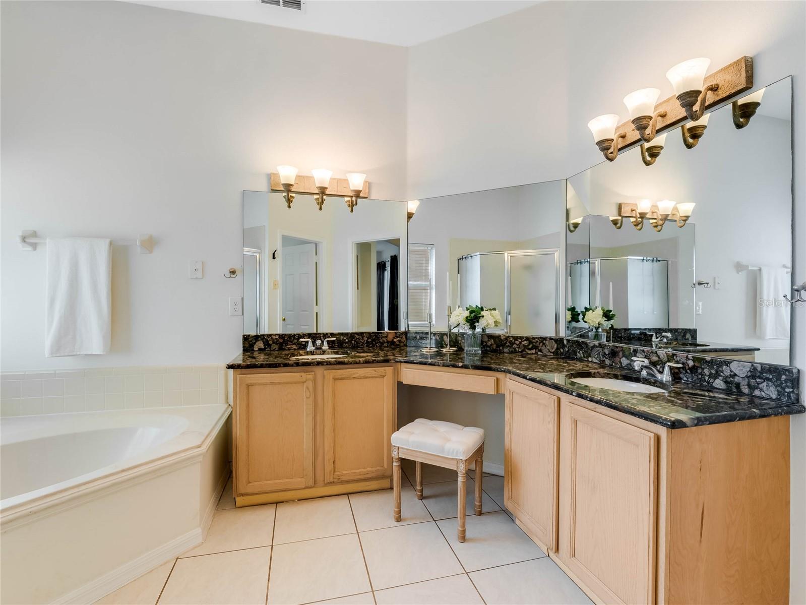 SOUTHCHASE - Residential