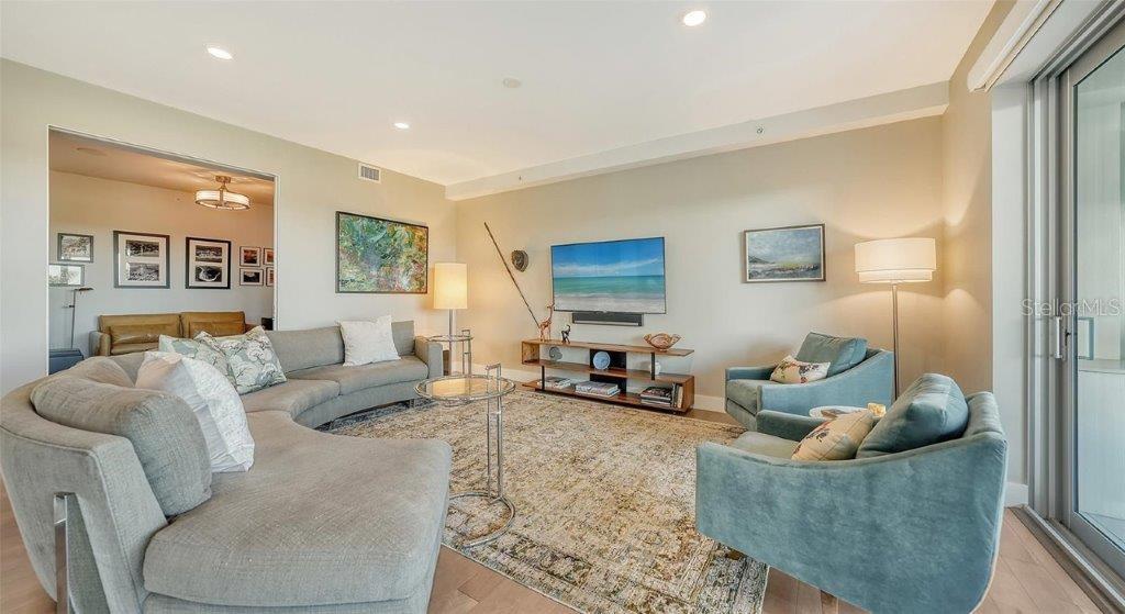 PARK RESIDENCES OF LIDO KEY - Residential