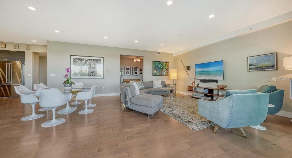 PARK RESIDENCES OF LIDO KEY - Residential