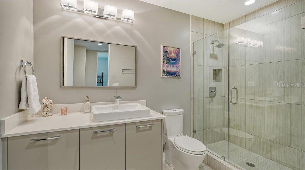 PARK RESIDENCES OF LIDO KEY - Residential