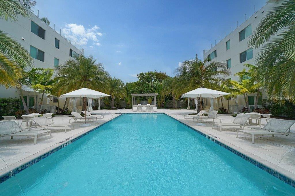 PARK RESIDENCES OF LIDO KEY - Residential