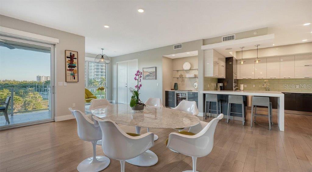 PARK RESIDENCES OF LIDO KEY - Residential