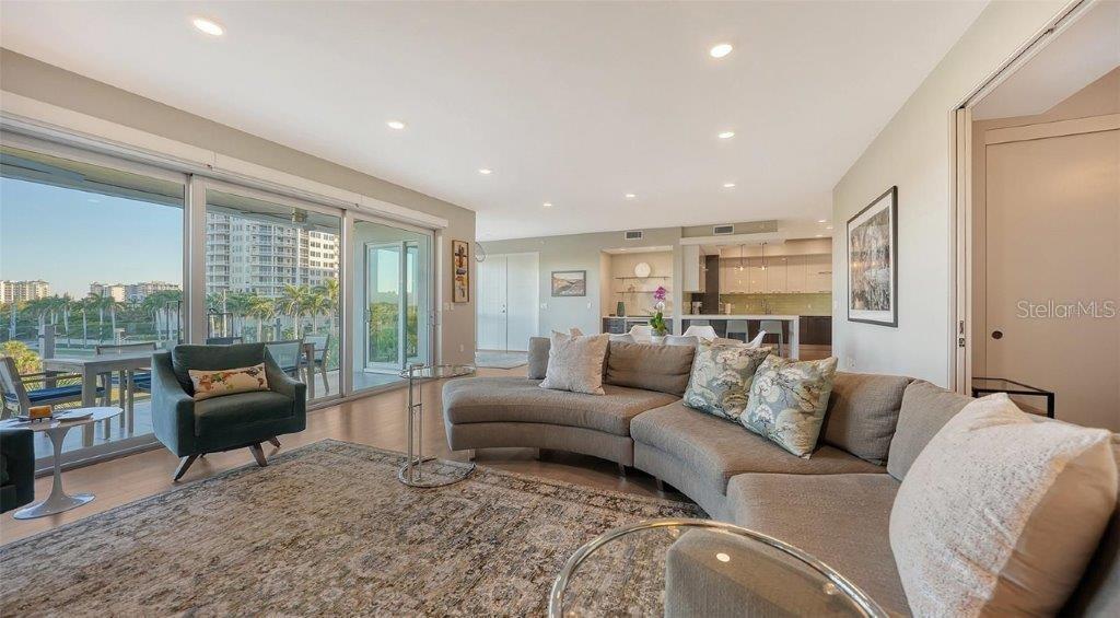 PARK RESIDENCES OF LIDO KEY - Residential