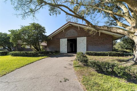 Tiny photo for 3707 NW 110th Avenue, Ocala, FL 34482 (MLS # OM632474)