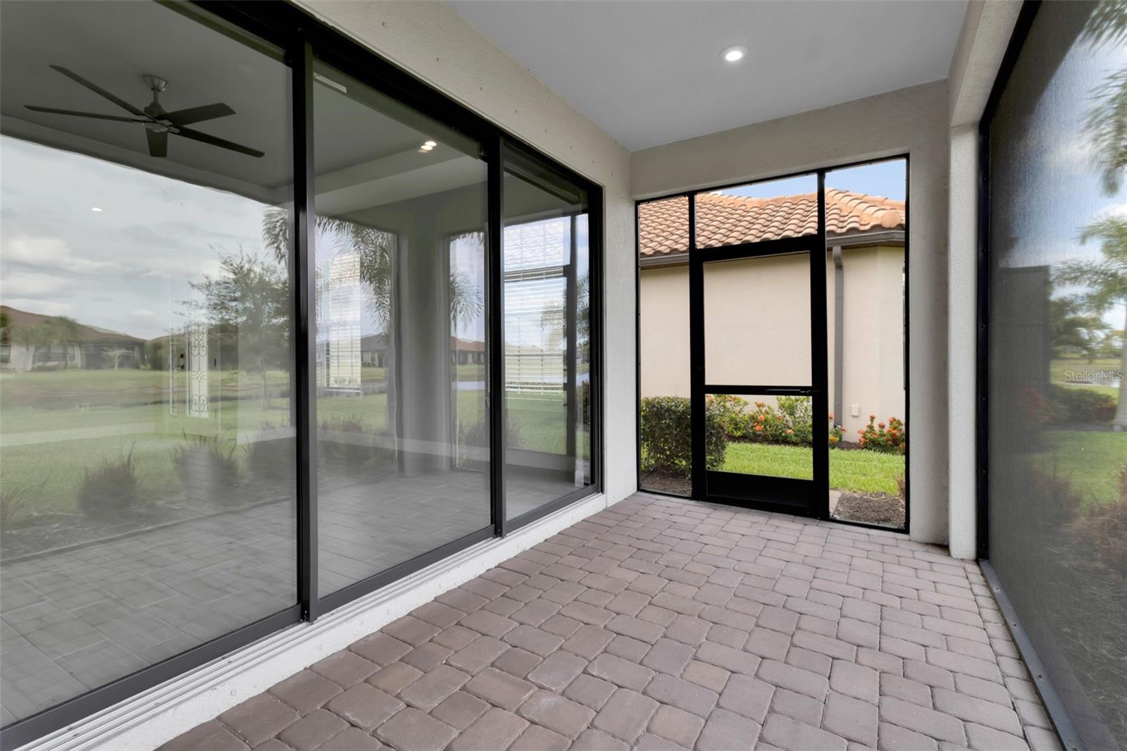 AZARIO ESPLANADE PH II SUBPH C-O - Residential