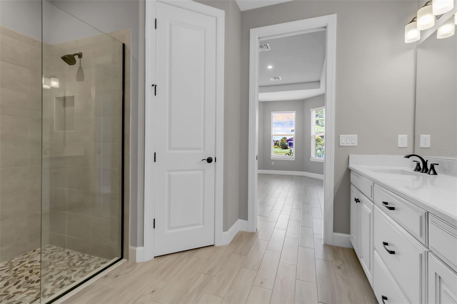 AZARIO ESPLANADE PH II SUBPH C-O - Residential