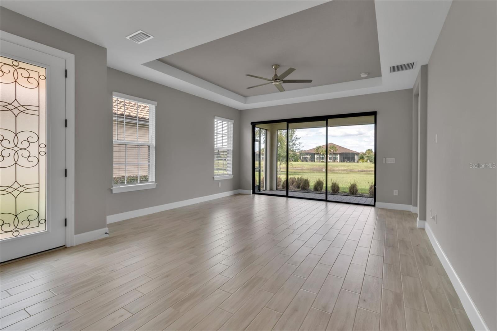 AZARIO ESPLANADE PH II SUBPH C-O - Residential