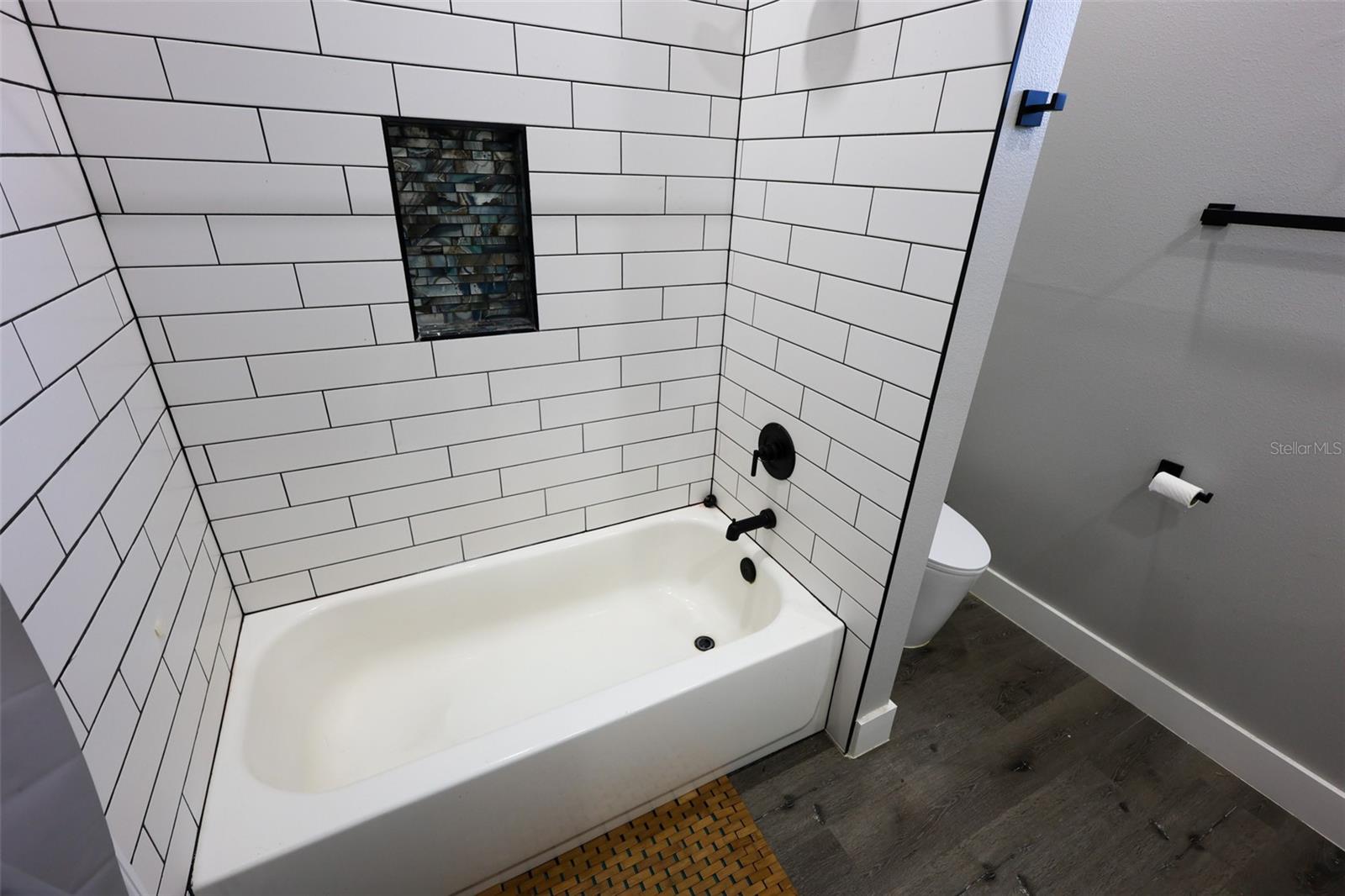 PINELLAS PARK - Residential Lease