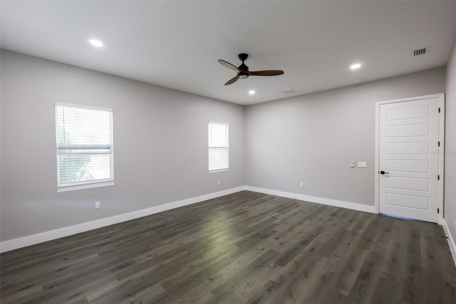 PINELLAS PARK - Residential Lease