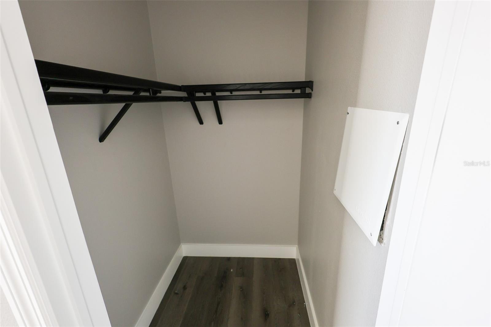 PINELLAS PARK - Residential Lease